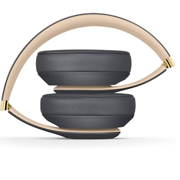 Beats Studio3 - Picture 2 of 3